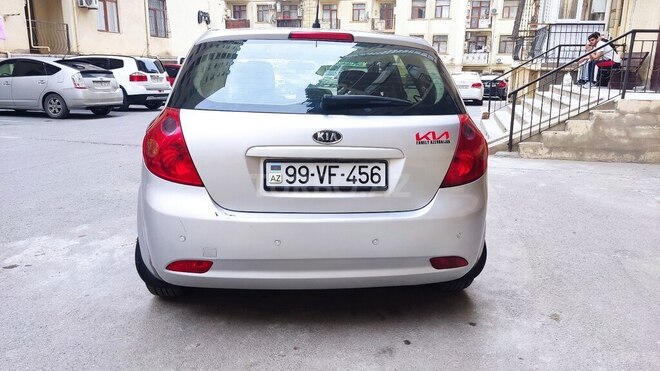 Kia Ceed 2007, 370,000 km - 1.6 l - Bakı