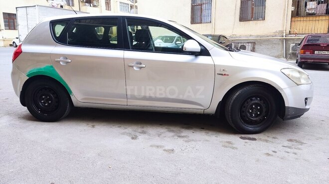 Kia Ceed 2007, 370,000 km - 1.6 l - Bakı
