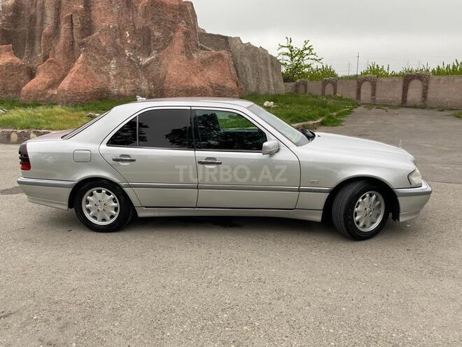 Mercedes C 220 1999, 267,000 km - 2.2 l - Xaçmaz