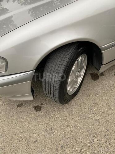Mercedes C 220 1999, 267,000 km - 2.2 l - Xaçmaz