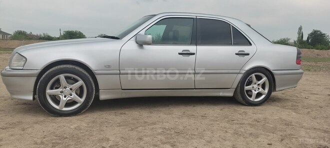 Mercedes C 240 2000, 280,000 km - 2.4 l - Ağcabədi