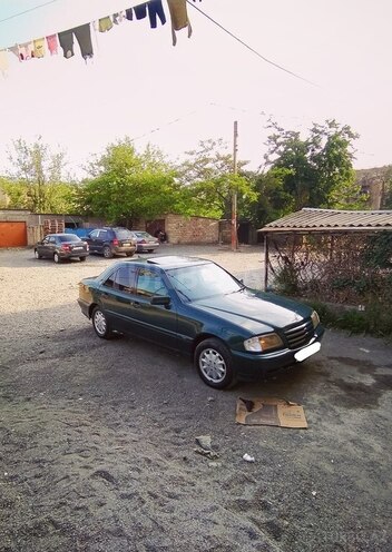 Mercedes C 220 1996, 387,209 km - 2.2 л - Bərdə