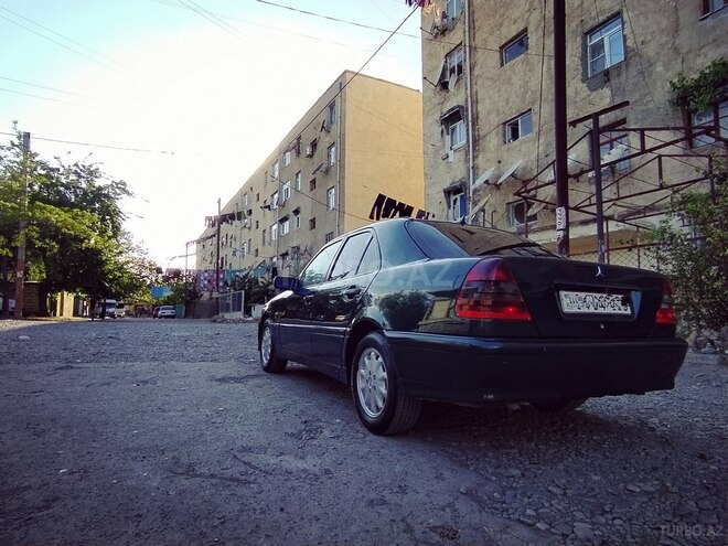 Mercedes C 220 1996, 387,209 km - 2.2 л - Bərdə