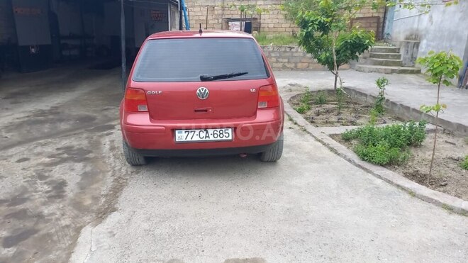 Volkswagen Golf 2001, 225,800 km - 1.6 l - Yevlax