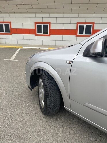 Opel Astra 2005, 166,262 km - 1.4 l - Bakı