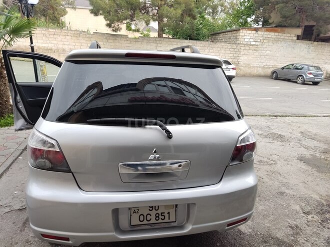 Mitsubishi Airtrek 2004, 360,000 km - 2.0 l - Mingəçevir