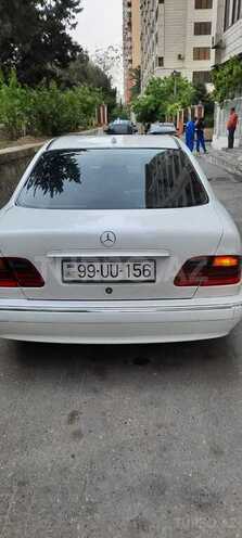 Mercedes E 220 2001, 221,421 km - 2.2 л - Bakı