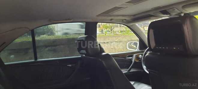Mercedes E 220 2001, 221,421 km - 2.2 л - Bakı