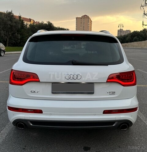Audi Q7 2014, 135,000 km - 3.0 l - Bakı