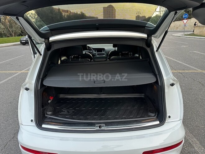 Audi Q7 2014, 135,000 km - 3.0 l - Bakı