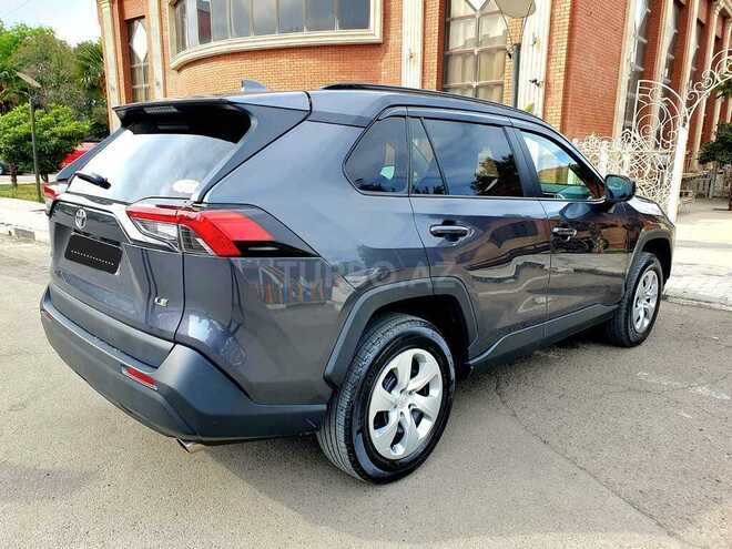 Toyota RAV4 2019, 67,676 km - 2.5 l - Gəncə