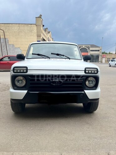 LADA (VAZ) Niva 2012, 275,000 km - 1.7 л - Salyan