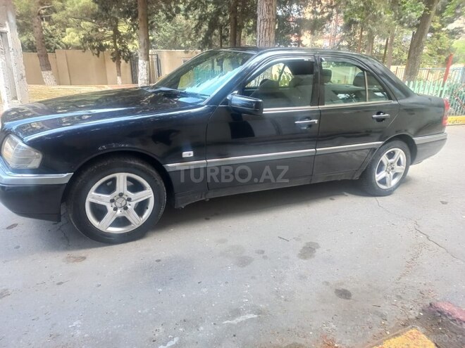 Mercedes C 200 1995, 250,000 km - 2.0 л - Bakı