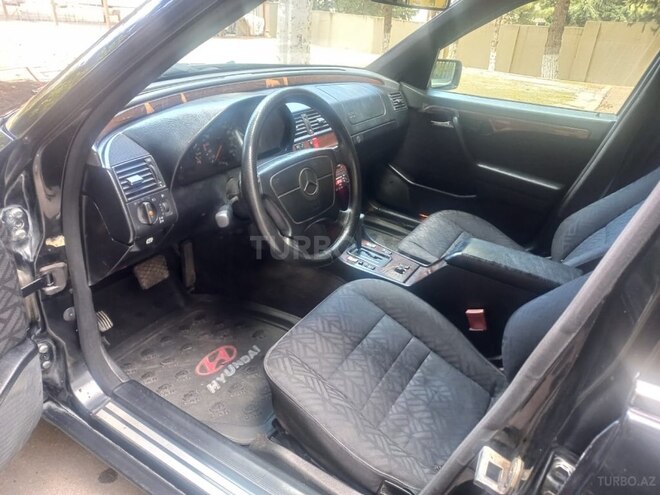 Mercedes C 200 1995, 250,000 km - 2.0 л - Bakı