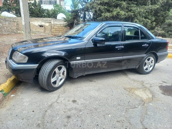 Mercedes C 200 1995, 250,000 km - 2.0 л - Bakı