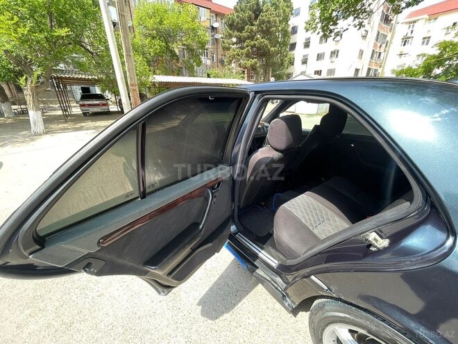 Mercedes C 230 1997, 410,000 km - 2.3 л - Sumqayıt