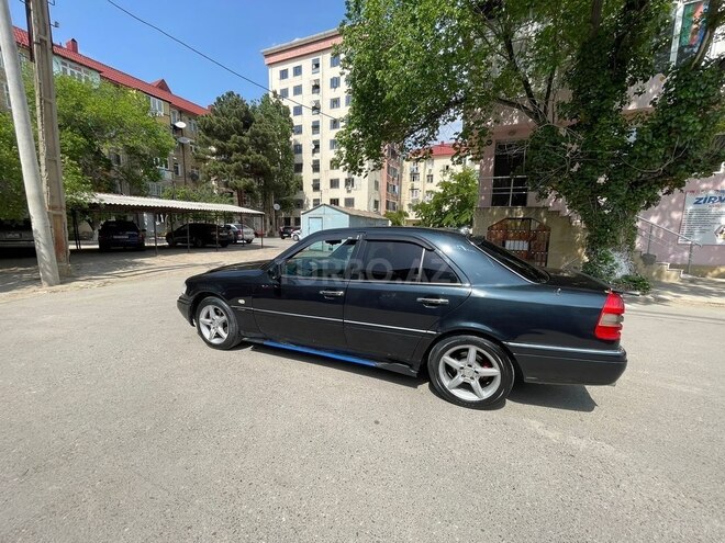 Mercedes C 230 1997, 410,000 km - 2.3 л - Sumqayıt