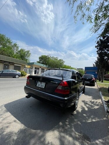 Mercedes C 230 1997, 410,000 km - 2.3 л - Sumqayıt