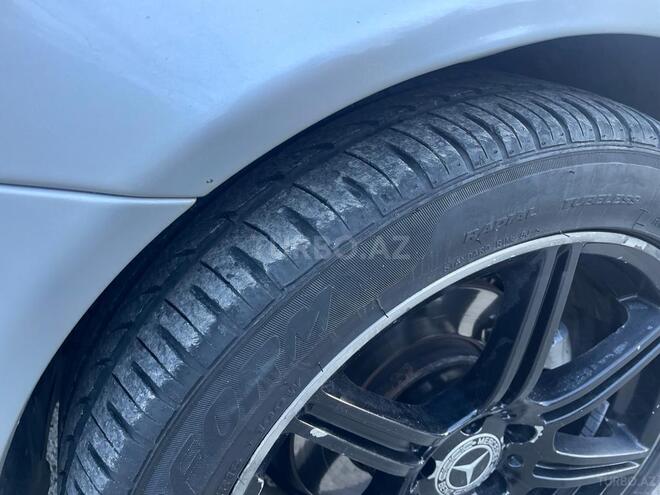 Mercedes E 240 2002, 340,000 km - 2.6 l - Bakı