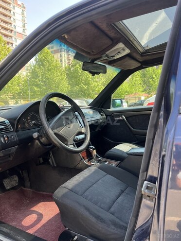 Mercedes C 180 1996, 255,555 km - 1.8 л - Gəncə