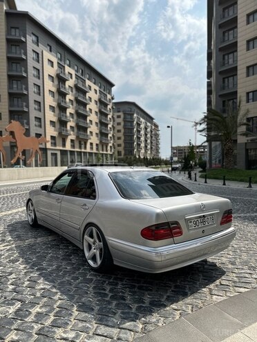 Mercedes E 320 2001, 314,373 km - 3.2 l - Bakı