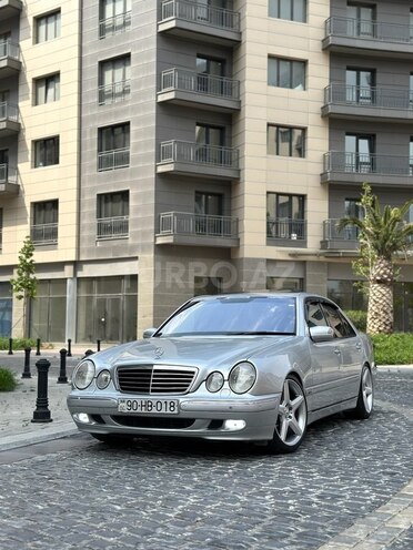 Mercedes E 320 2001, 314,373 km - 3.2 l - Bakı