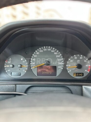 Mercedes E 320 2001, 314,373 km - 3.2 l - Bakı