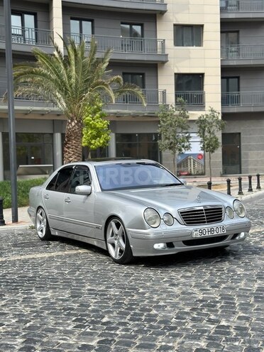 Mercedes E 320 2001, 314,373 km - 3.2 l - Bakı