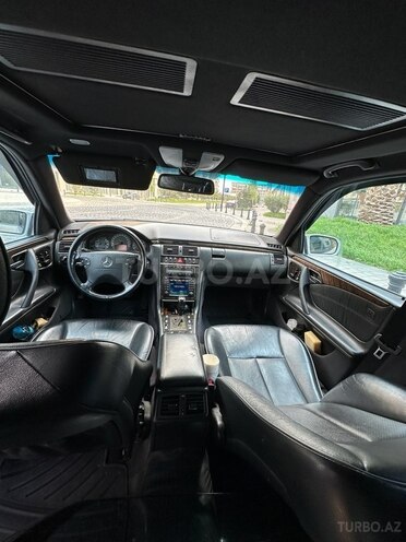 Mercedes E 320 2001, 314,373 km - 3.2 l - Bakı