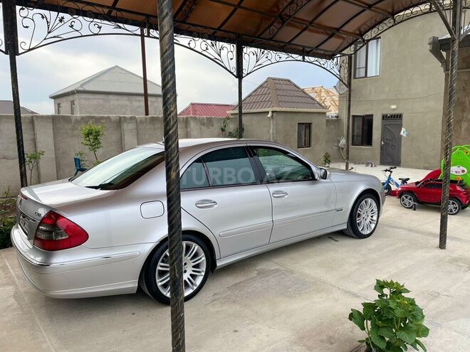 Mercedes E 220 2008, 289,000 km - 2.2 л - Bakı