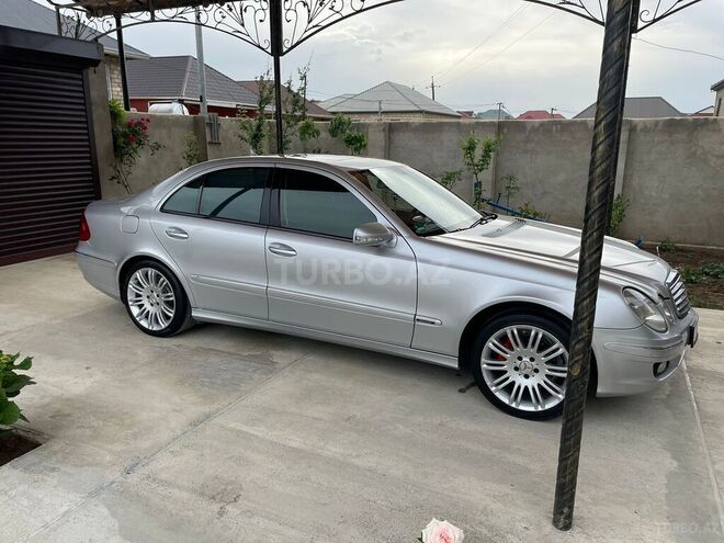 Mercedes E 220 2008, 289,000 km - 2.2 л - Bakı