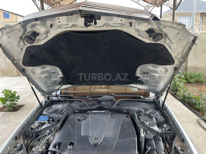 Mercedes E 220 2008, 289,000 km - 2.2 л - Bakı