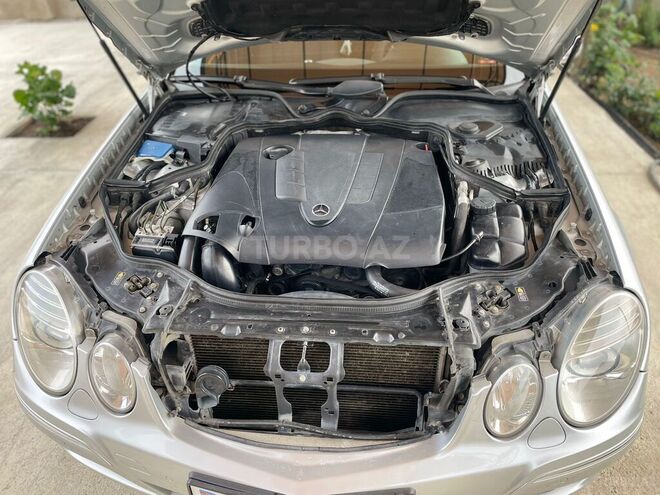 Mercedes E 220 2008, 289,000 km - 2.2 л - Bakı