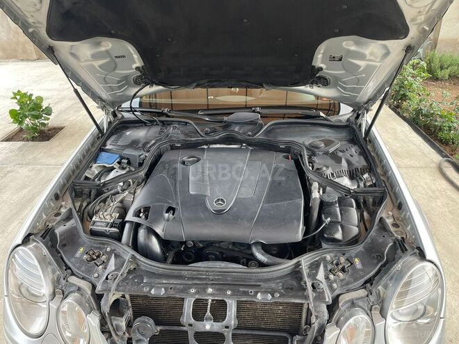 Mercedes E 220 2008, 289,000 km - 2.2 л - Bakı