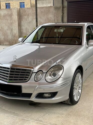 Mercedes E 220 2008, 289,000 km - 2.2 л - Bakı