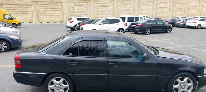 Mercedes C 180 1995, 300,000 km - 1.8 l - Bakı