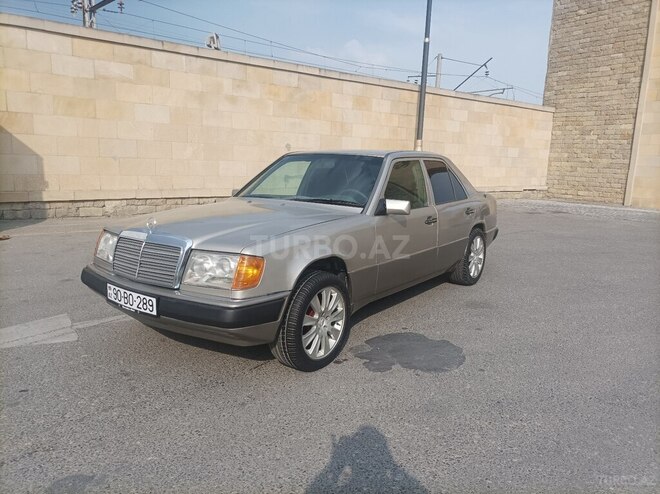 Mercedes E 250 1990, 468,646 km - 2.5 л - Bakı
