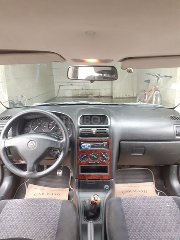 Opel Astra 1998, 386,025 km - 1.6 l - Quba