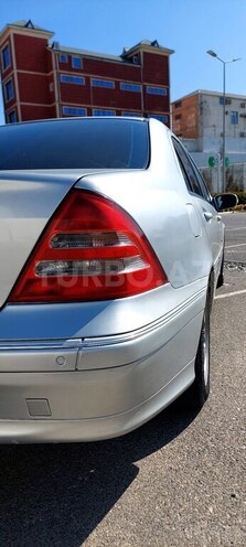 Mercedes C 320 2000, 236,541 km - 3.2 l - Bakı
