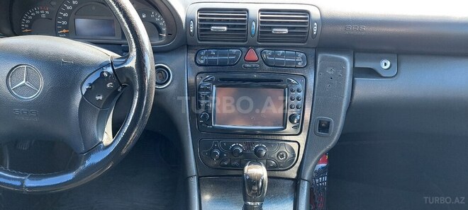 Mercedes C 320 2000, 236,541 km - 3.2 l - Bakı