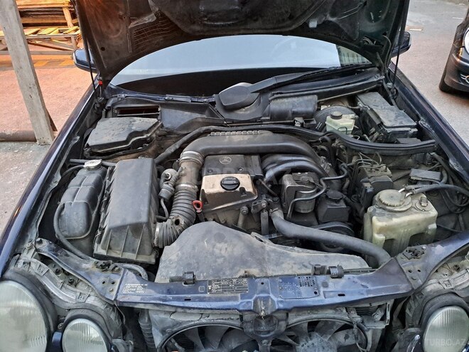 Mercedes E 220 1997, 769,000 km - 2.2 l - Bakı