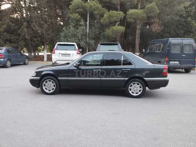 Mercedes C 220 1994, 321,000 km - 2.2 л - Sumqayıt