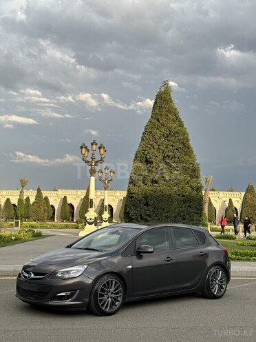 Opel Astra 2012, 117,000 km - 1.4 l - Gəncə