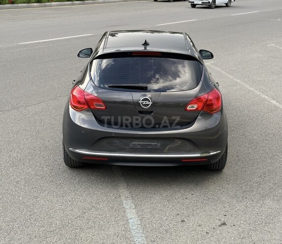 Opel Astra 2012, 117,000 km - 1.4 l - Gəncə