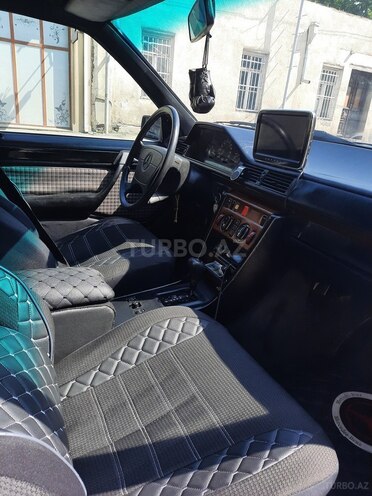 Mercedes E 220 1994, 388,495 km - 2.2 l - Gəncə