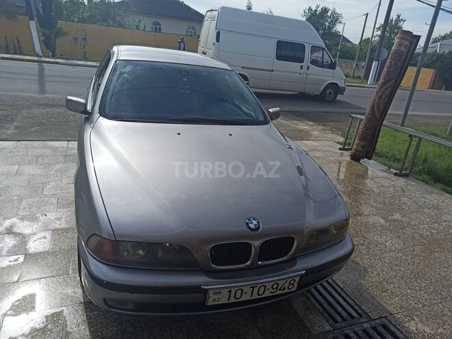 BMW 523 1997, 45,000 km - 2.5 l - Zaqatala