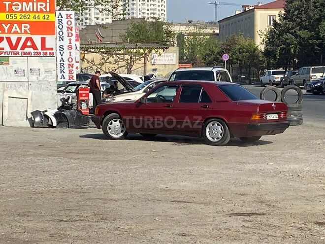 Mercedes 190 1991, 241,851 km - 2.0 л - Bakı