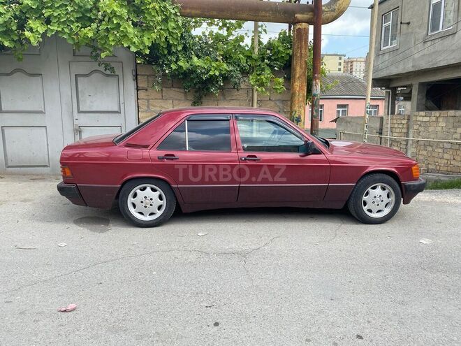 Mercedes 190 1991, 241,851 km - 2.0 л - Bakı