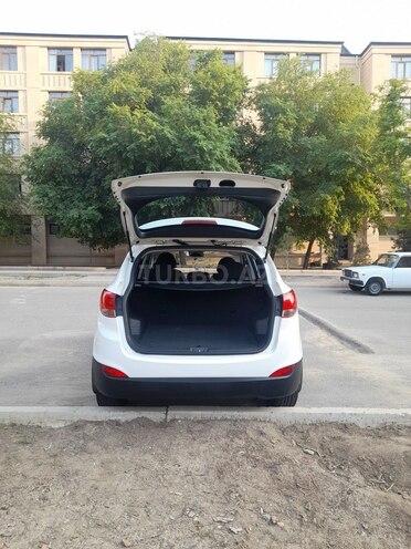Hyundai ix35 2012, 67,400 km - 2.0 l - Naftalan