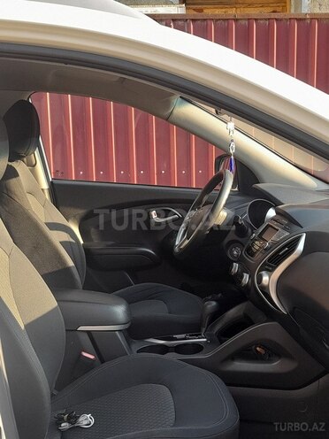 Hyundai ix35 2012, 67,400 km - 2.0 l - Naftalan
